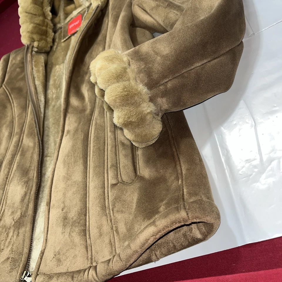 NUEVO ESPRIT Bronceado Imitación Piel Gamuza Piel Suave Chaqueta con Capucha Y2K Cremallera Abrigo de Invierno Largo Foto 4 de 4