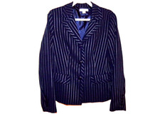 LADIES PENDLETON SZ.8, PIN STRIP BLUE BUTTON DOWN LONG SLEEVE JACKET