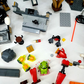 LEGO The Angry Birds Movie: King Pig's Castle (75826) May Be Incomplete