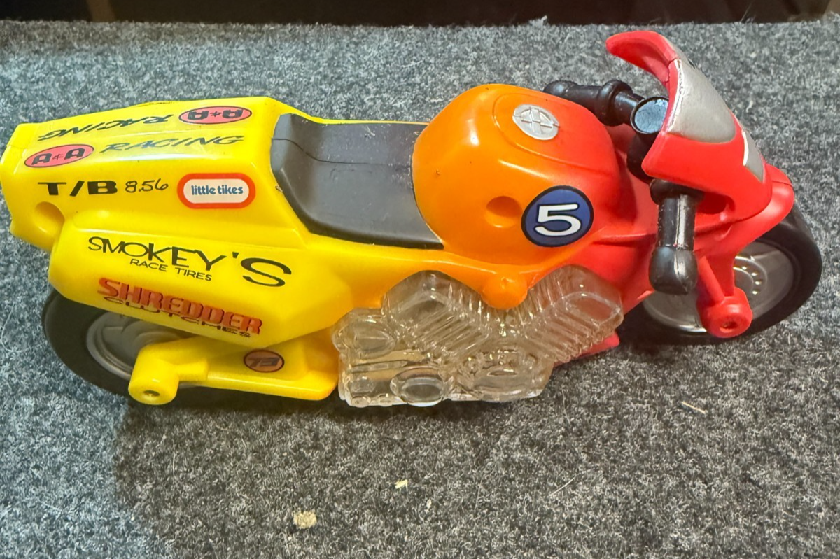 リトルタイクスRUGGED RIGGZ モーターサイクル運搬車&バイク２台セット Little Tikes Rugged Riggz Motorcycle Friction Powered Shredder