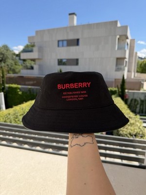 Burberry Horseferry Bucket Hat XL Black