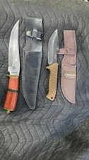 Pair of Fixed Blade Knives with Case Camillus TITANIUM