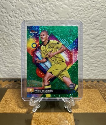 2023 Topps Finest UEFA Club Competitions Paris Brunner 133 Speckle Green /125 RC