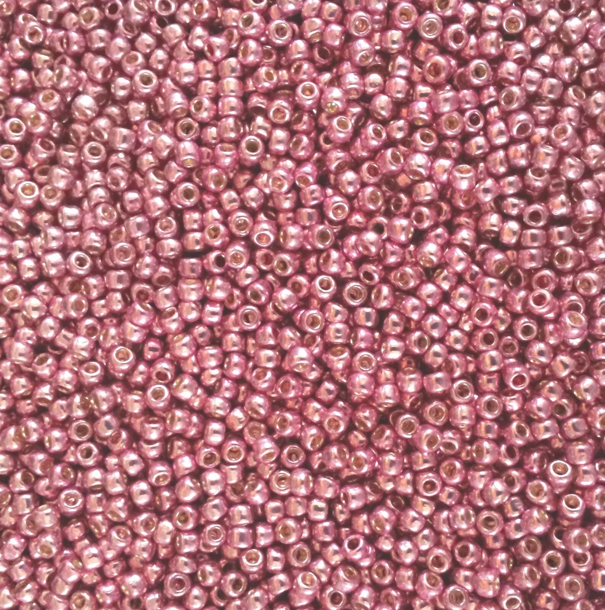 20 grams TOHO PERM FIN GALV PINK LILAC SEED BEADS SIZE 8 (3mm) COL NO. PF553