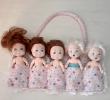 Vintage 1990 Tyco Quints Dolls w/ bunting 3 auburn haired  2 blonde drink & wet