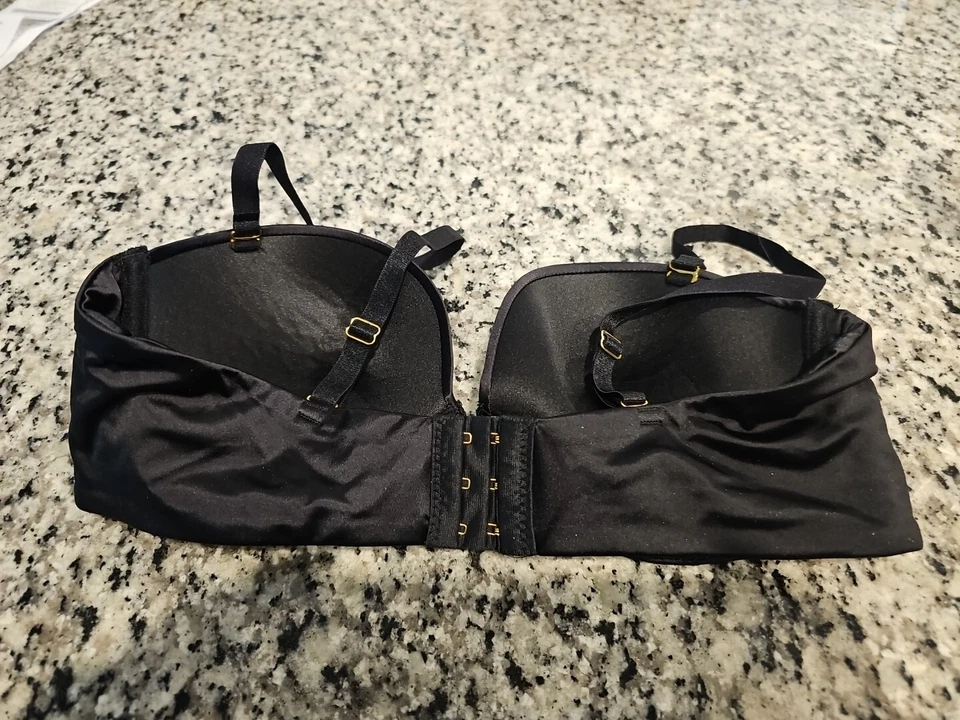 Sujetador camiseta push up clásico negro Frederick's of Hollywood correa múltiple 36B Foto 3 de 4