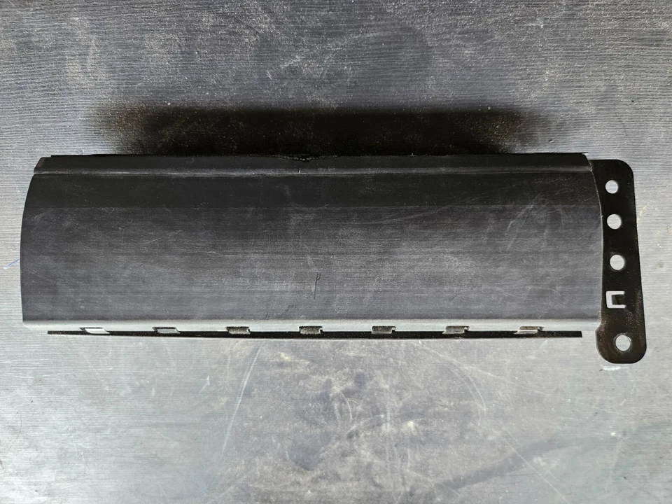 2019–2024 Lincoln Aviator черная этикетка пассажирская коленная подушка безопасности LB5B-S042A00-AE - Изображение 2 из 4