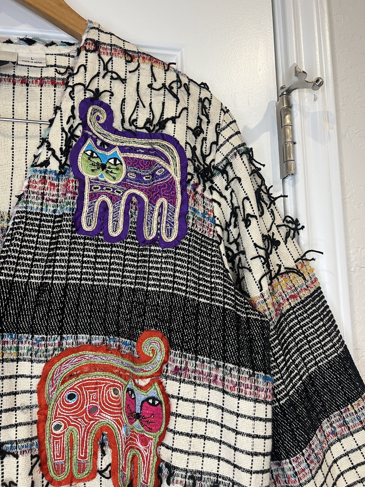 Yak Majik Jacket Size Large Patchwork Fringe Bead… - image 4