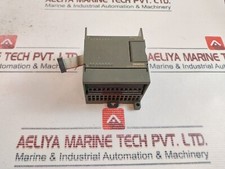 SIEMENS 223-1BH22-0XA8 Digital I/O Module 300V 10A
