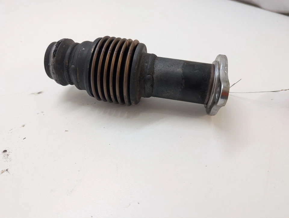 雅马哈二手原始设备制造商排气接头 8FU-14615-01-00 Apex GT 2009 2010 — 第 3/4 张图片