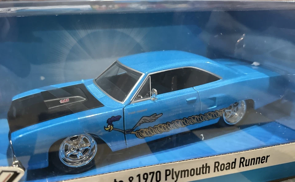 Jada 1:24 Loony Tunes Wile E. Coyote y Plymouth Road Runner 1970 Foto 2 de 4