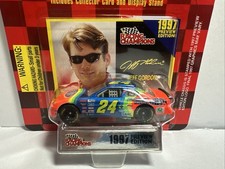 1997 1/64 Racing Champions Jeff Gordon DuPont Automotive Finishes