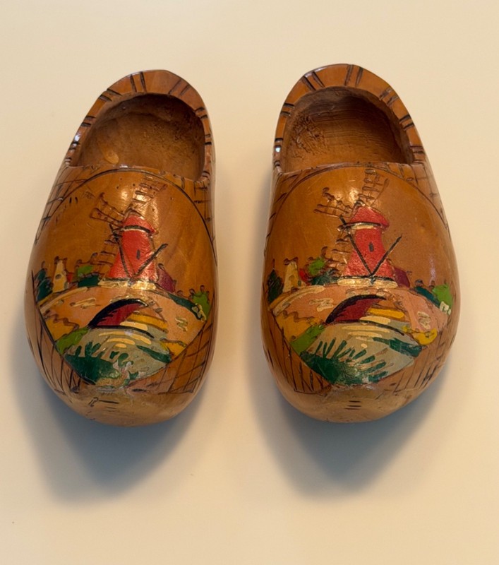 Pair VTG Hand Painted Wooden Shoes/Clogs, Red Windmill Natural Setting, 7.5”