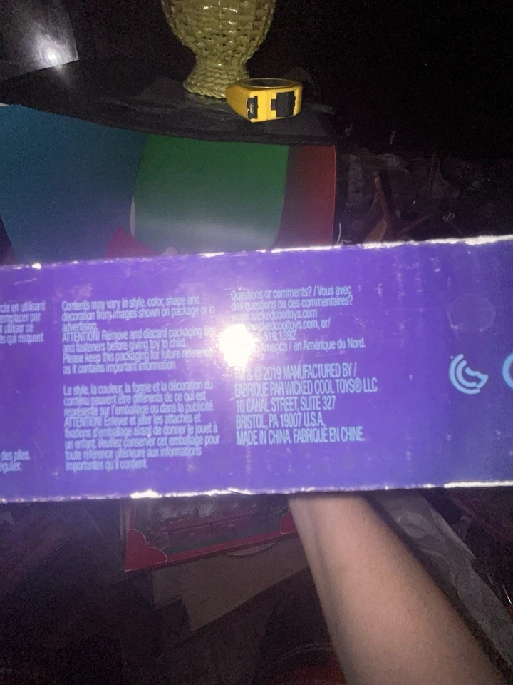 Swarm Squad Hyper-Real Bug Action pacote com 6 conjunto de esquadrão. Série 1. 2019. Fechado - Imagem 3 de 4