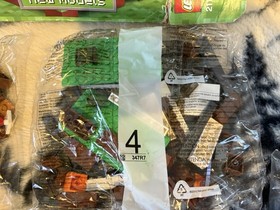 LEGO Minecraft 21134 The Waterfall Base May Be Missing Parts *Box Wear*