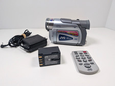 JVC GR-D70U Camcorder Video Camera w/ Charger Battery - Read Parts or Repair 