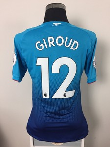 giroud arsenal jersey