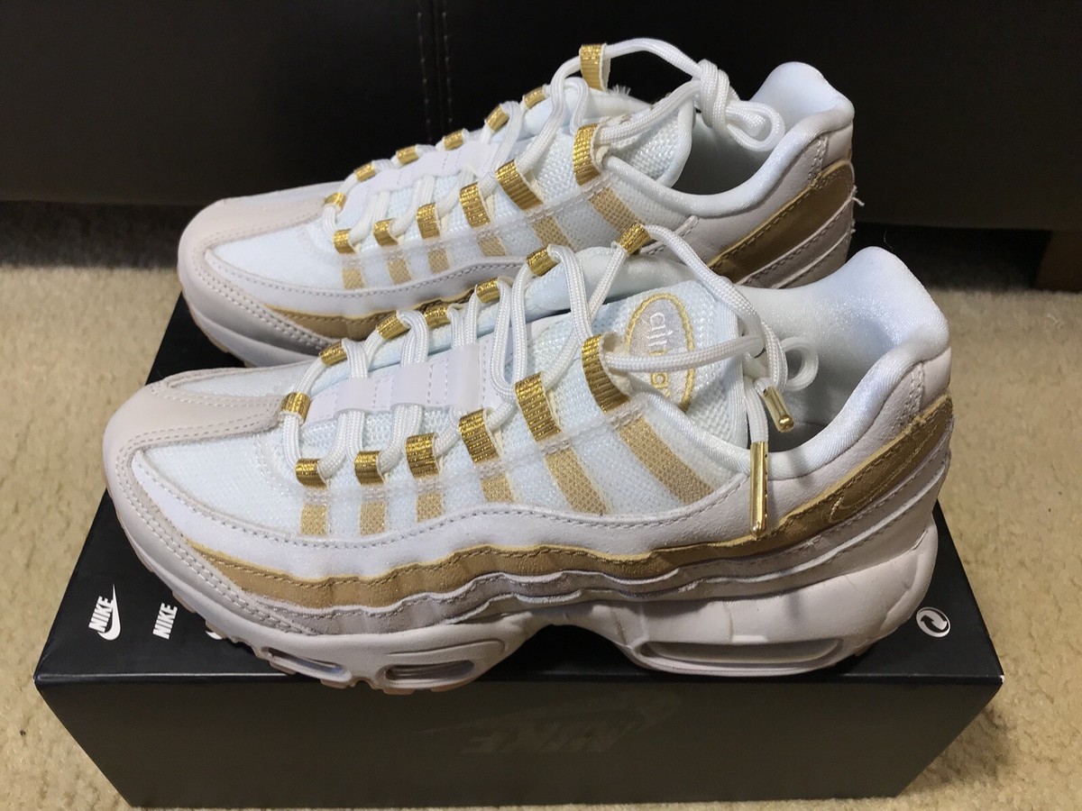 nike air max golden hour