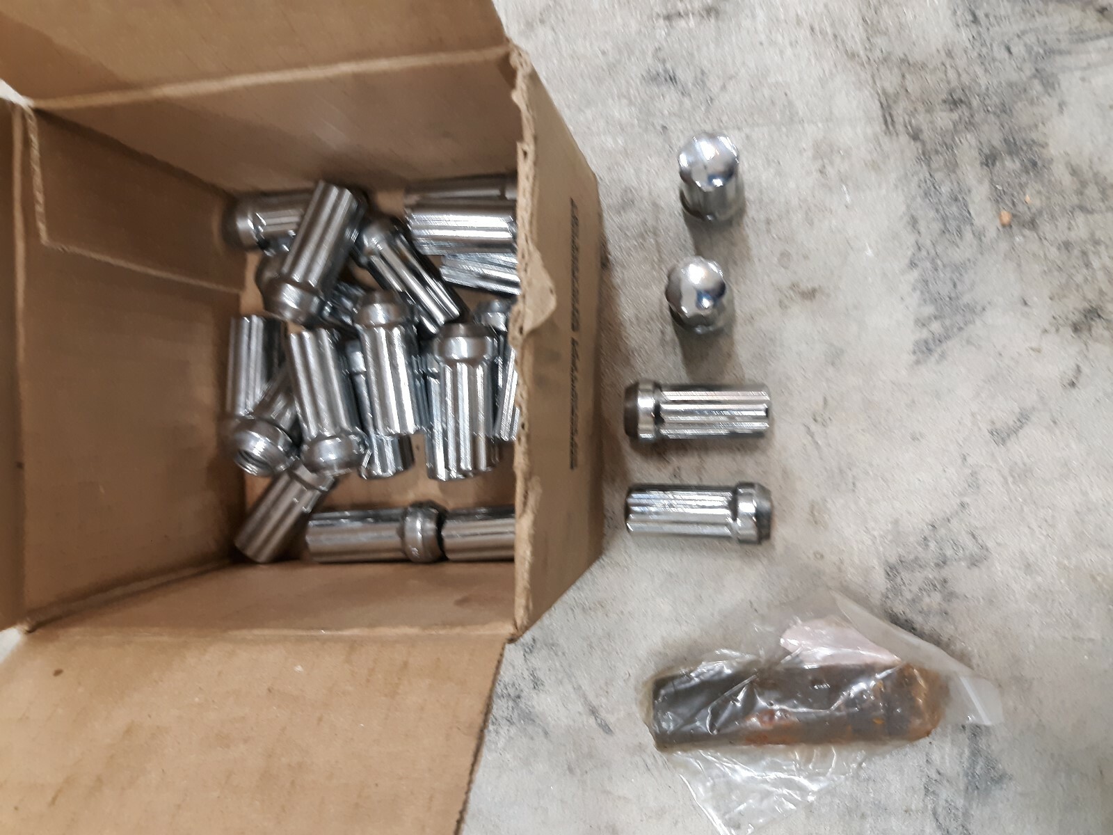 M14X2.0 Truck wheel lock set, Ford F150, 24 lugs for 6 lug wheels eBay