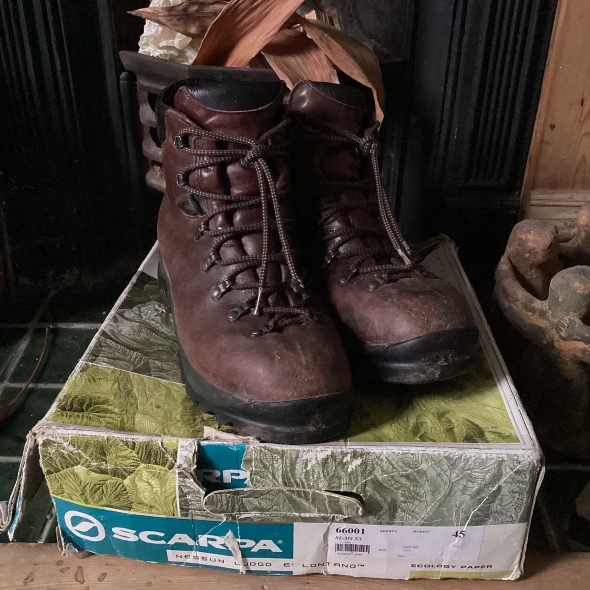 Used Mens Scarpa Four Season Leather Walking Boots 45/11 UK