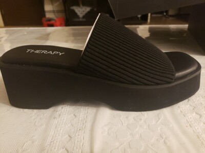 Therapy Women's Sandals Size 6. 