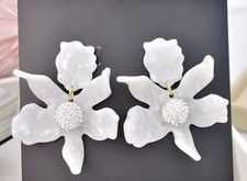 New LeLe Sadoughi Small Crystal Lily Post Earrings White