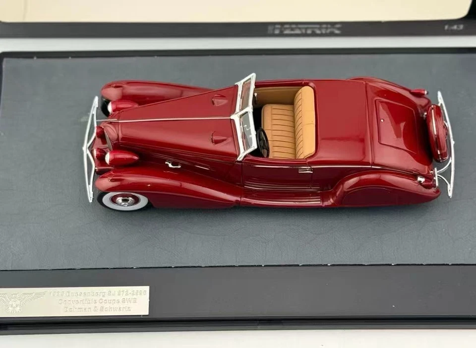 1:43 MATRIX 1935 Duesenberg SJ 572-2596 Convertible coupe SWB Limited 325of400 - Image 3 of 4