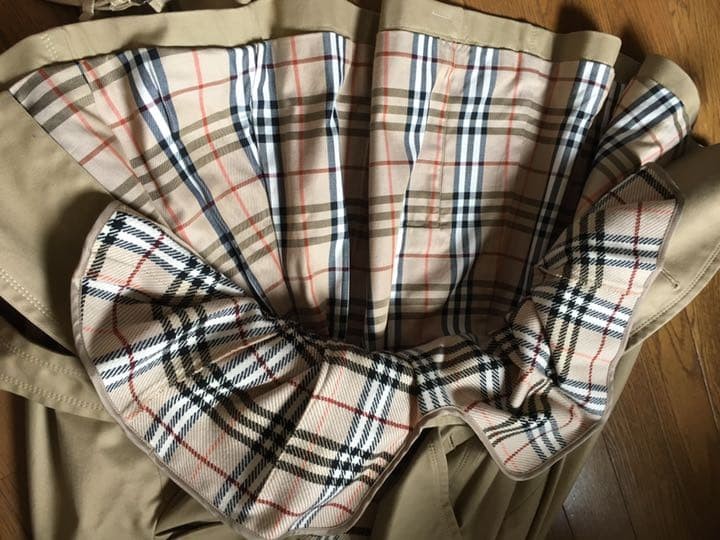 Burberry   Trench Coat 38 thumbnail 4