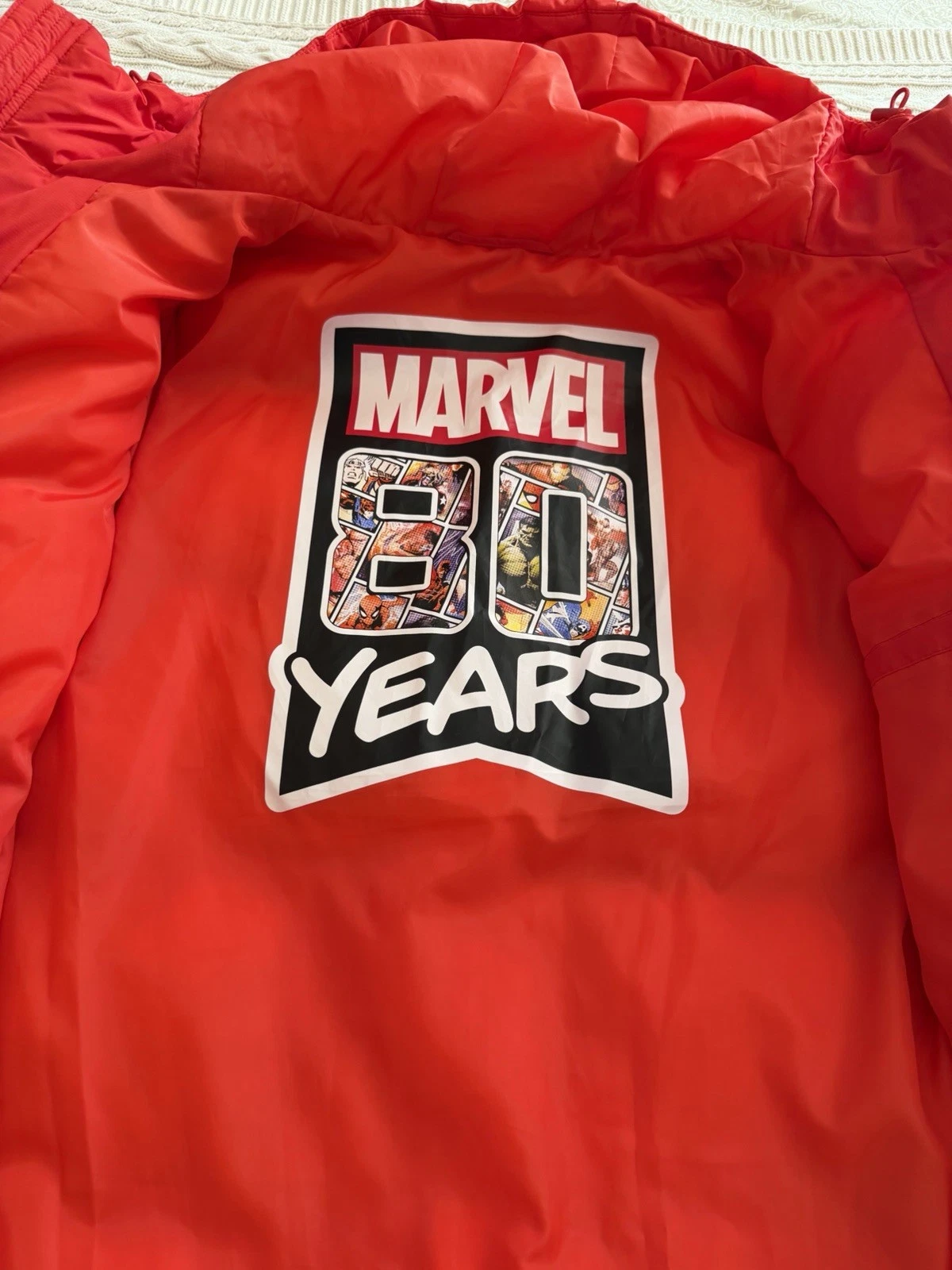 MARVEL 80th YEAR ANNIVERSARY Red Puffer Jacket Hooded Coat Men L image 4