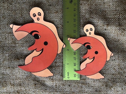 U Choose Vintage Inspired Ghost and Man in Moon Halloween Cardstock Decoration - Picture 3 of 7
