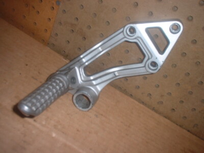 Kawasaki ZX10 1988 - 1990 Footrest Rear Footpeg Bracket Muffler
