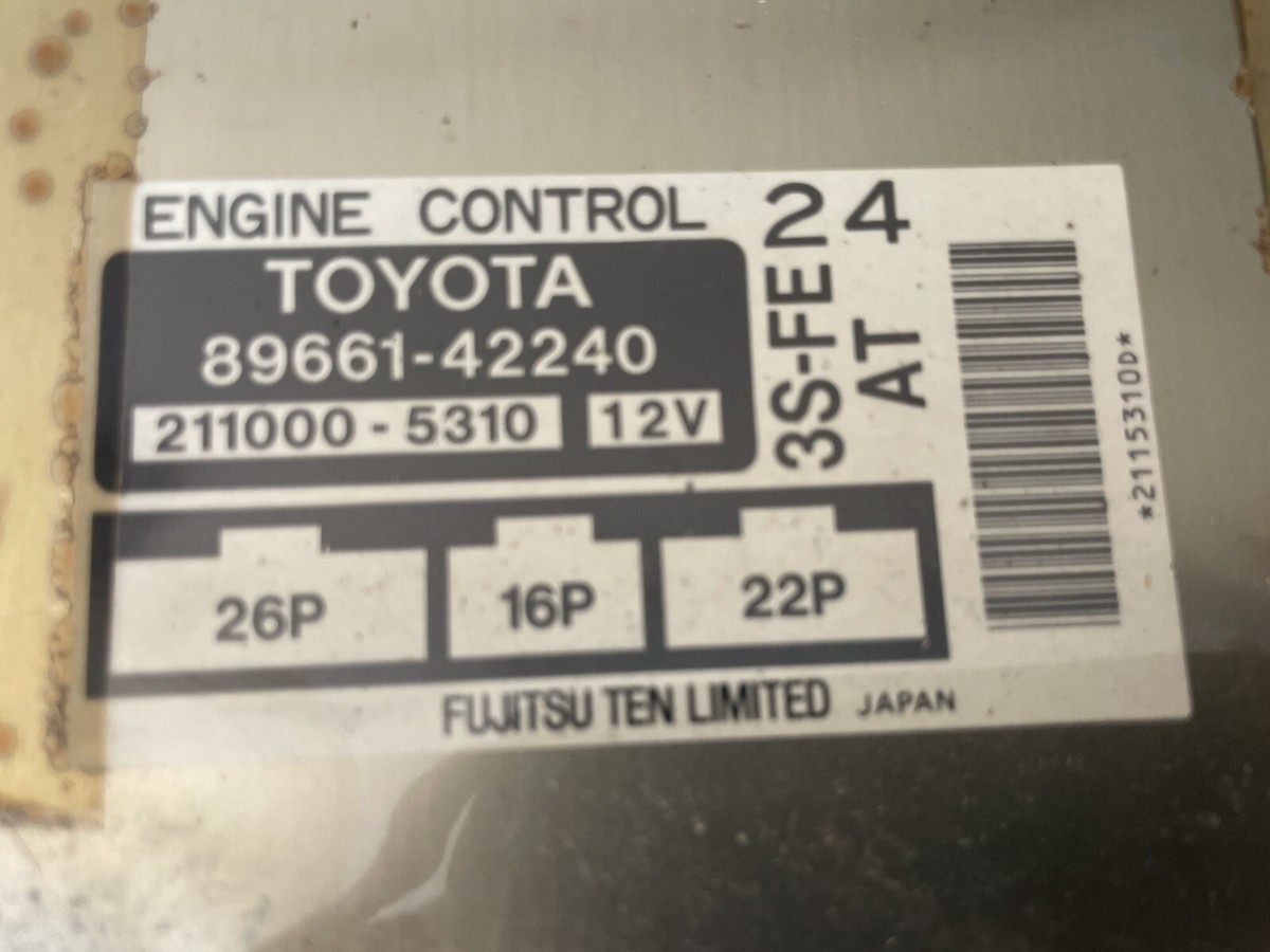 1996 1997 TOYOTA RAV4 ENGINE COMPUTER ECU 89661-42240 2WD AUTO CA