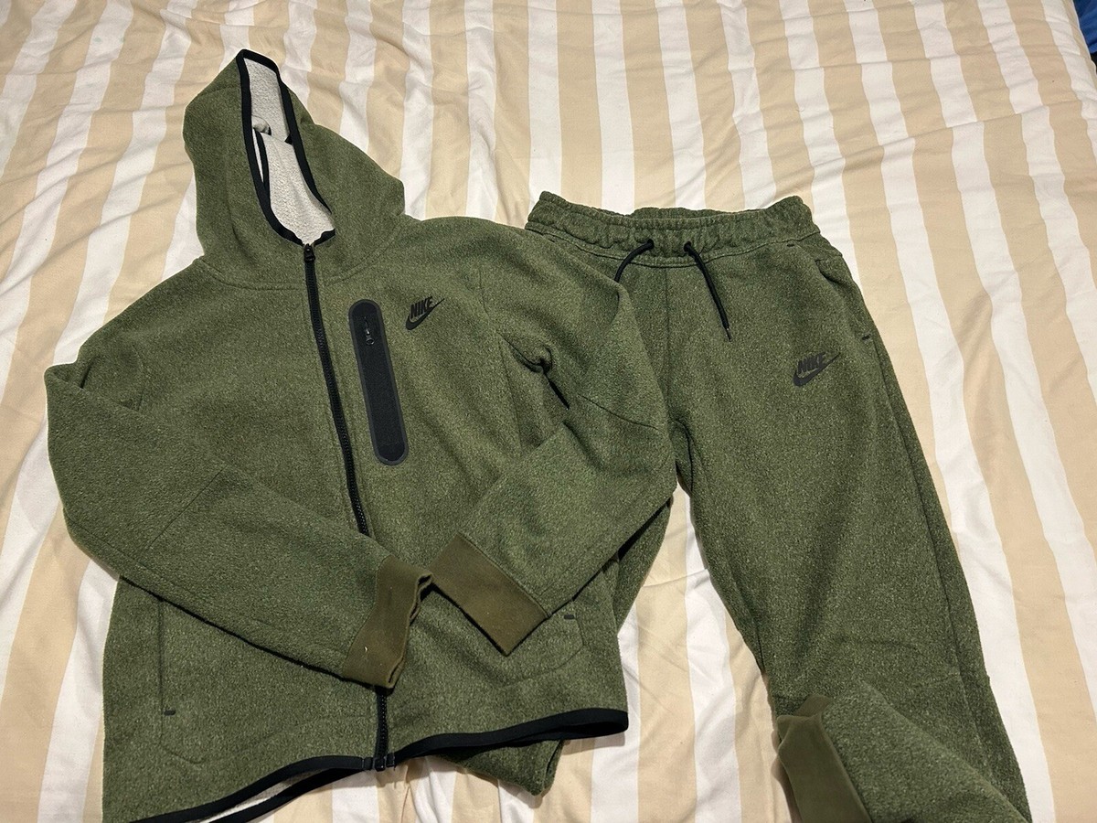 fleece nike sweatsuit