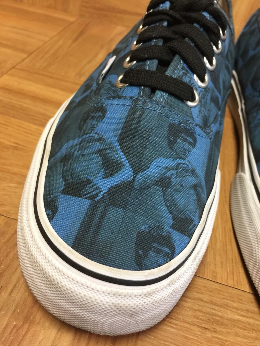 RARE🔥 VANS x Supreme BRUCE LEE Authentic Sneakers Sz 9 RARE🔥 VANS x Supreme BRUCE LEE Authentic Sneakers Sz 9