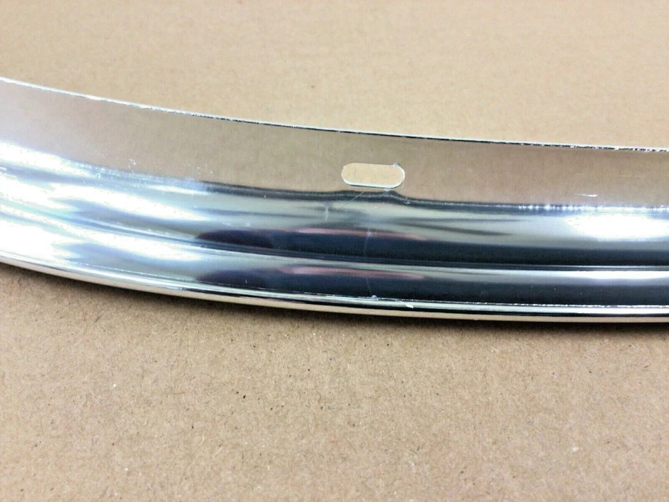 Chevrolet C1500 Suburban Tahoe dianteiro esquerdo roda de motorista moldura aberta cromada fabricante de equipamento original - Imagem 4 de 4