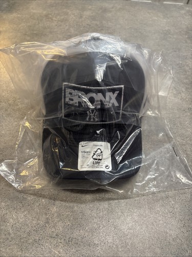 Nike New York Yankees “Bronx” Baseball Hat Blue/White SnapBack - Foto 10 di 10