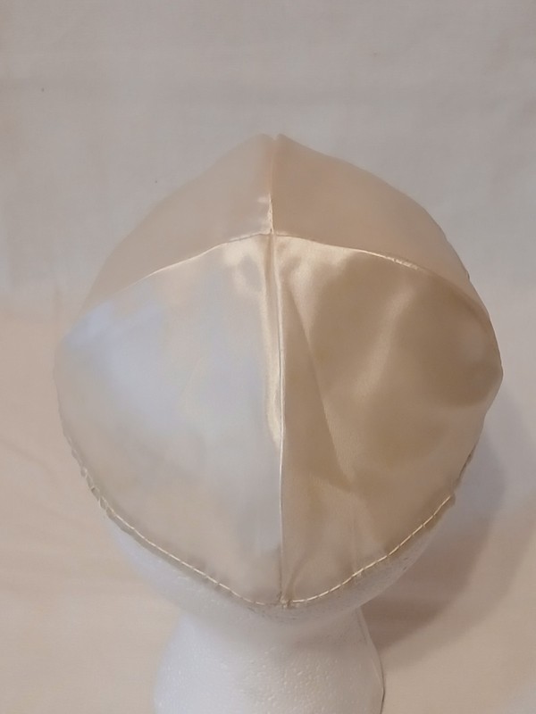 Vintage 1980's Kippah Yarmulke - ivory satin