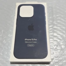 Apple Silicone Case with MagSafe for iPhone 15 Pro - Storm Blue