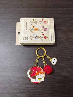 Disney Cats Yarn Ball Blind Box Enamel Bag Clip Keychain - Mochi