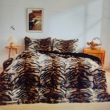 XeGe Tiger Print Fluffy Faux Fur Duvet Cover Set, 3 Pieces King