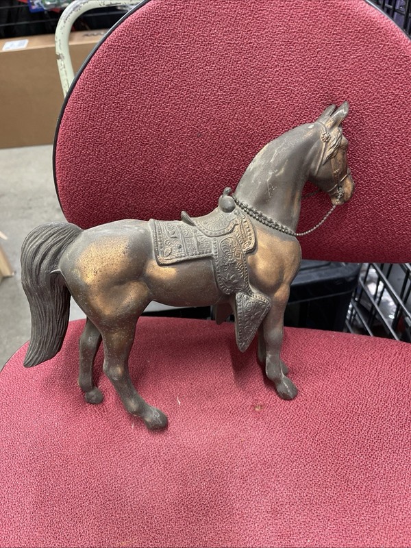 Vintage Bronze Metal Horse With Saddle Statue/Figurine 13”x10” Western