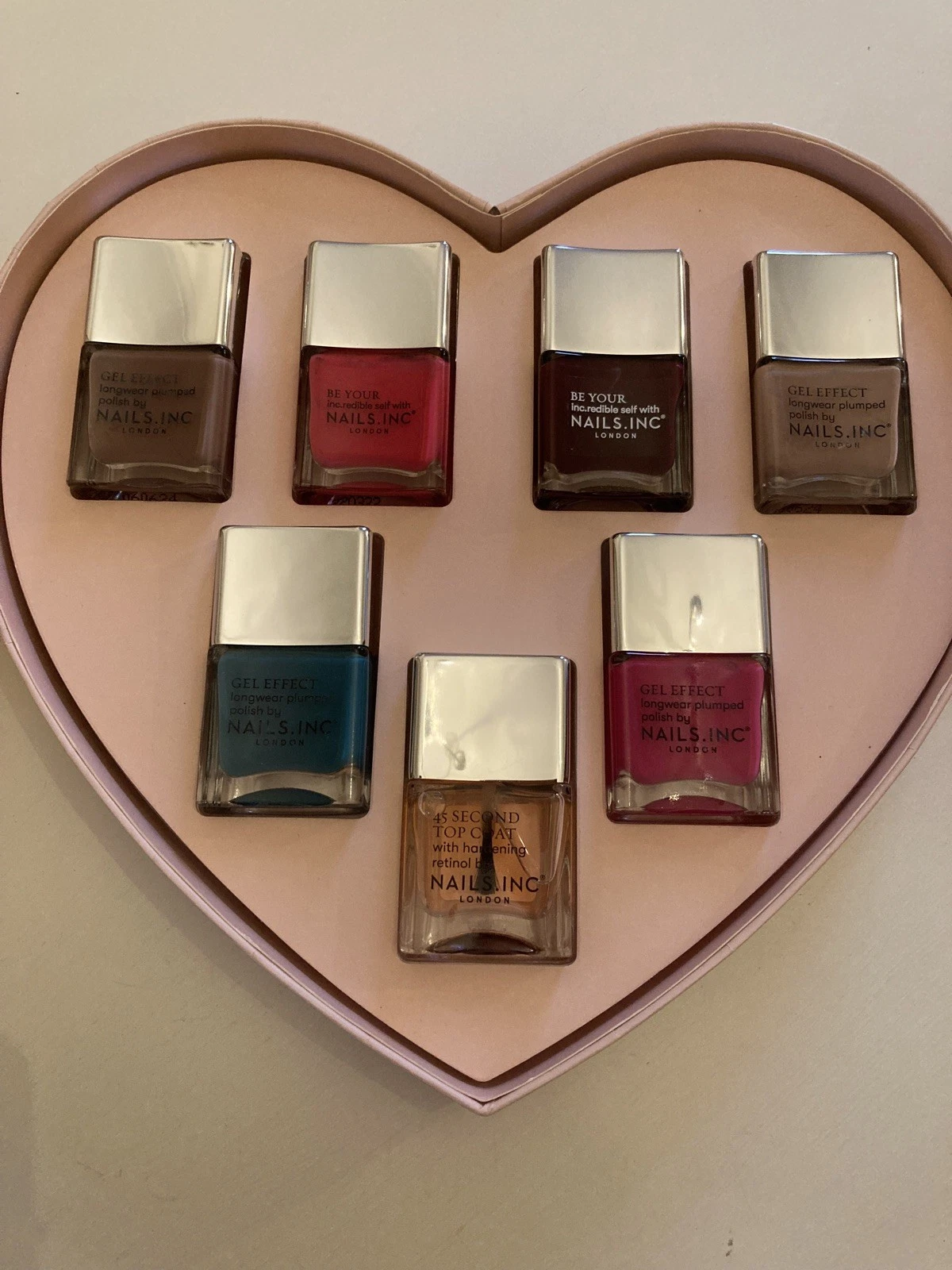 Nails.inc Work Heart Play Heart 7 Piece Nail Polish Set -
Opens in a new window or tab