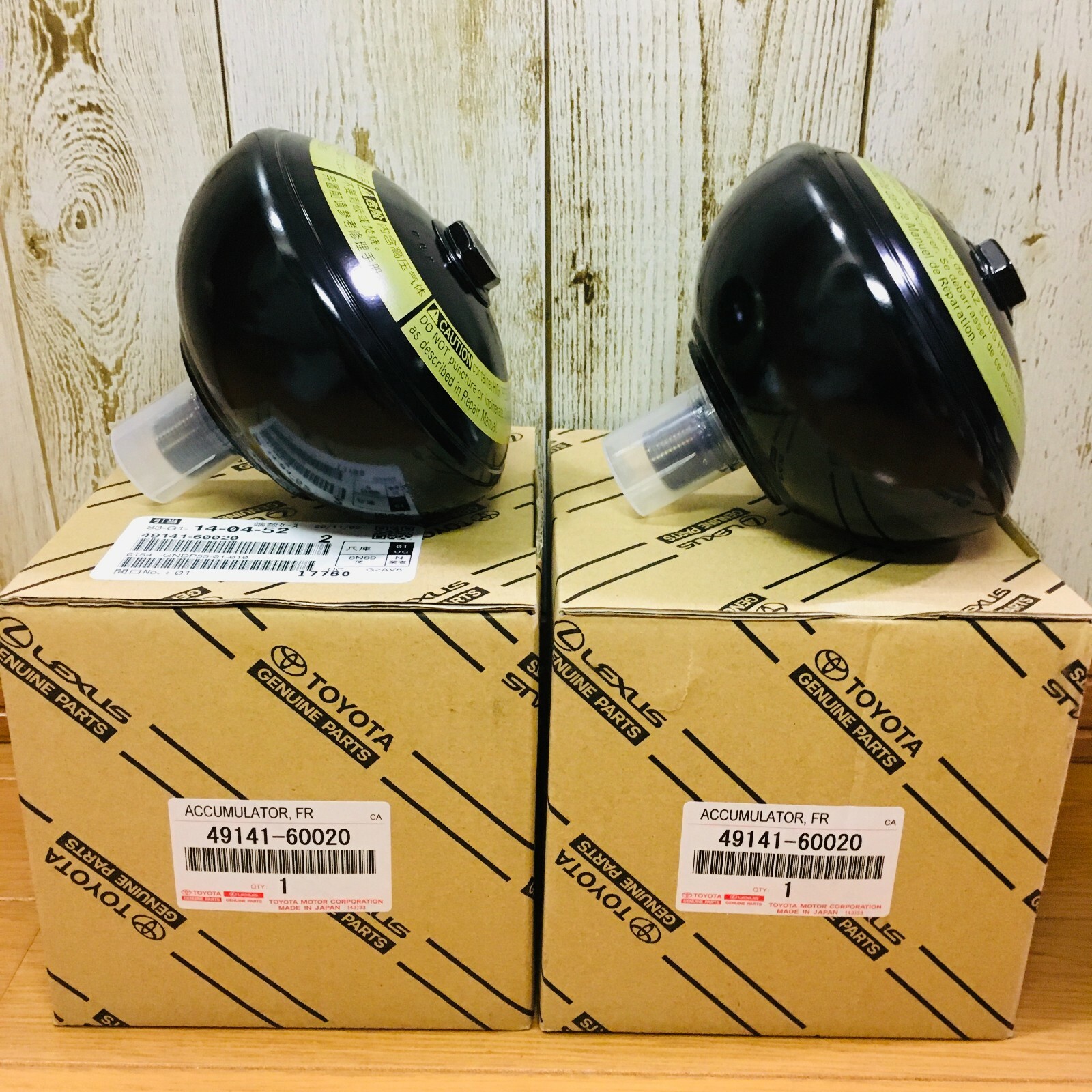 Lexus LX570 Toyota SUSPENSION ACCUMULATOR SET 4914160020 ×2 49151