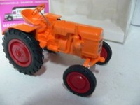 1/30 Wiking Fahr Schlepper Orange 877 40
