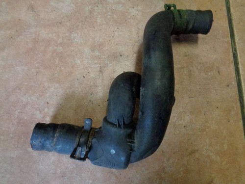 VW Golf III Kühlerschlauch Kühlwasserschlauch 037121058