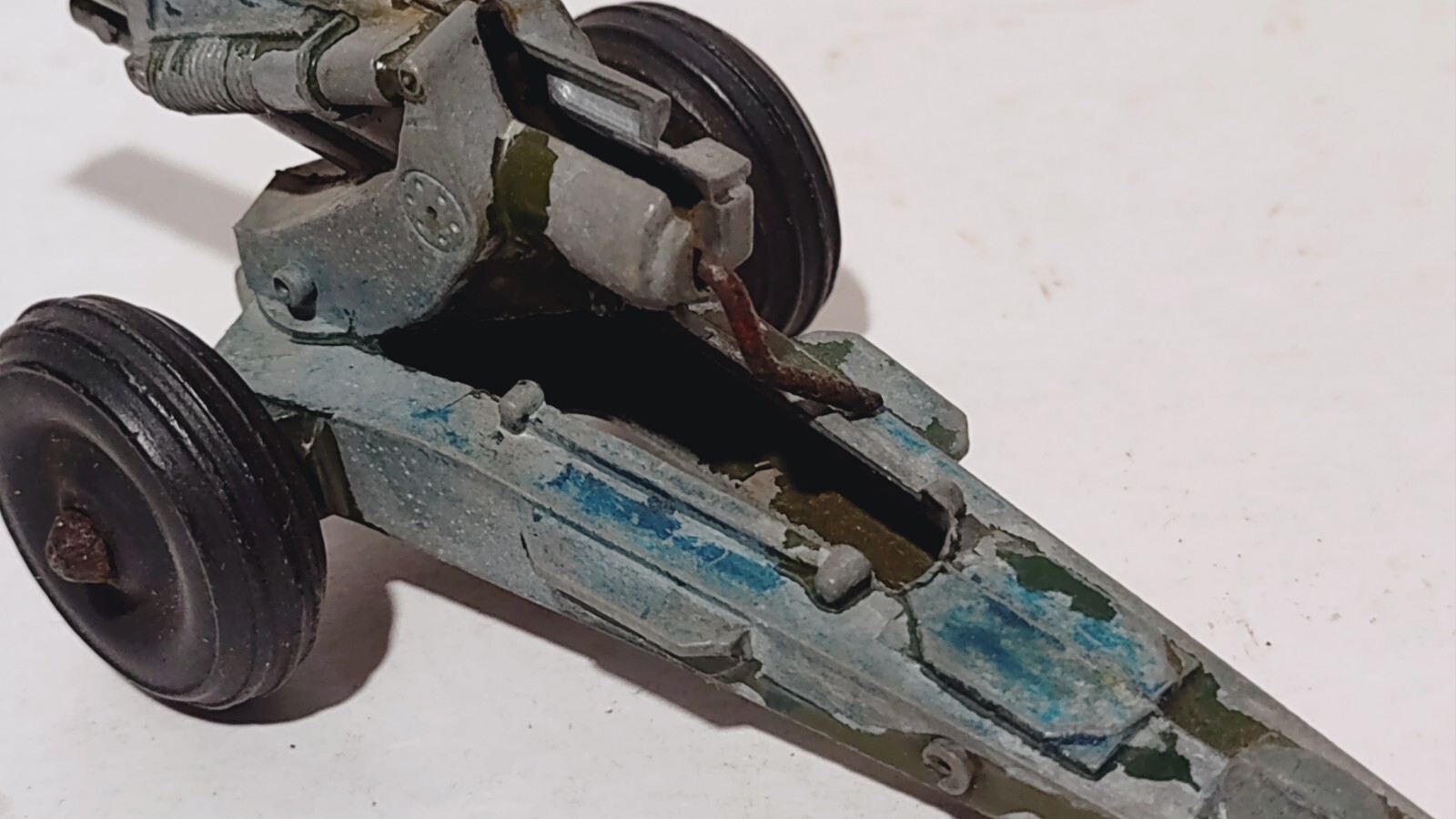 Vintage Tootsietoy, Army Radar Truck & Howitzer Gun, Diecast