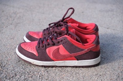 Nike SB Dunk Low Cherry Size 10 Men s