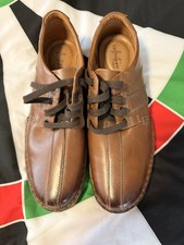 Men’s Brown Clarks Shoes Size 11 Brand New Never Been Worn