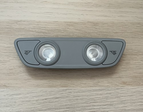 Audi Innenraum Leselampe Leseleuchte hinten 4M0947111A 8W0947111A