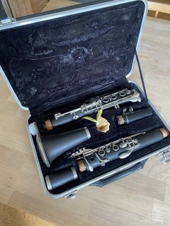 Clarinet B Flat With Case